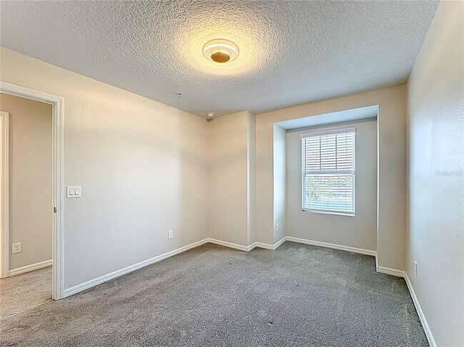 Building Photo - 10141 Greenstone Ridge St