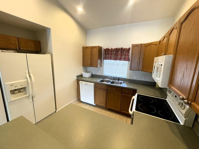 Building Photo - 161 Portside Ave