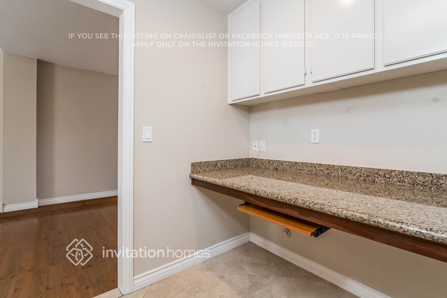 Building Photo - 1869 Petaluma Dr