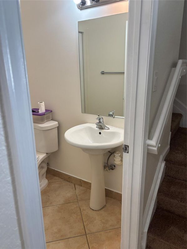 Building Photo - 4632 Danson Way