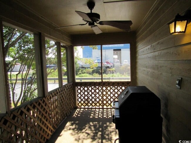 Building Photo - 4483 Baker St