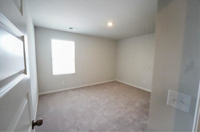 Building Photo - Beautiful 5BR Rincon Home with Open Floorplan & Loft Space