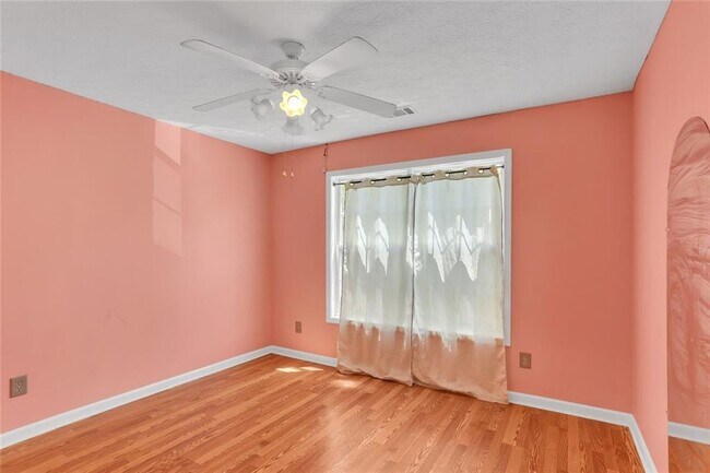 Building Photo - 4491 Plantation Mill Tr NE