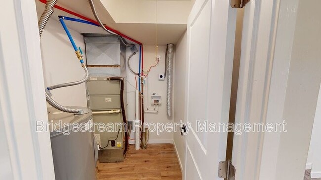 Building Photo - 7716 Timbercrest Dr