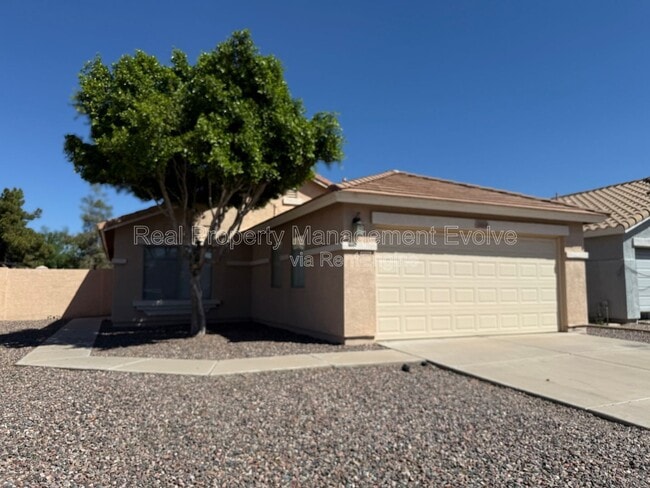 Building Photo - 3454 E Juanita Ave