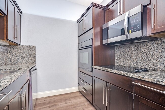 Building Photo - Charming One Bedroom Condo in Richardson!