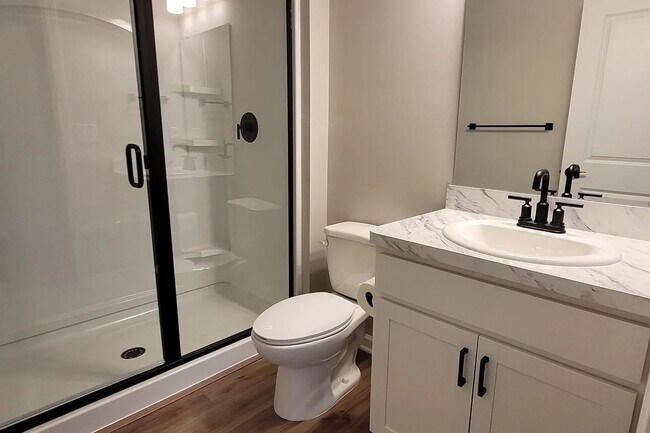 Building Photo - 1202 Ayla Ave