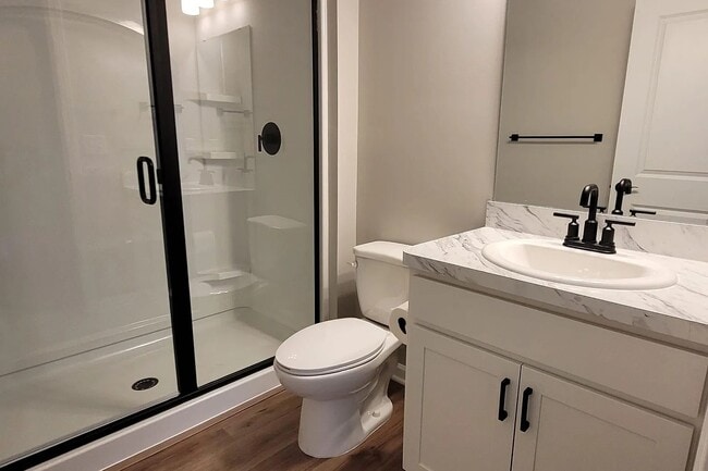 Building Photo - 1210 Ayla Ave