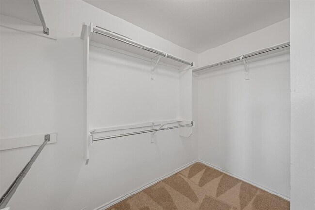Building Photo - 14716 Lantern Dr