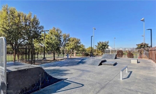 Building Photo - 2606 Ercolano St