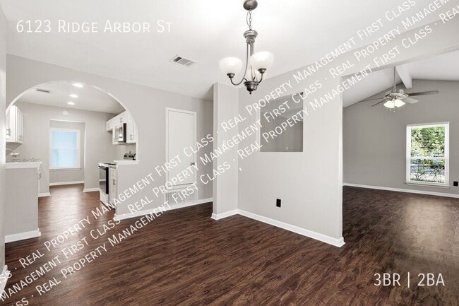 Building Photo - 6123 Ridge Arbor St