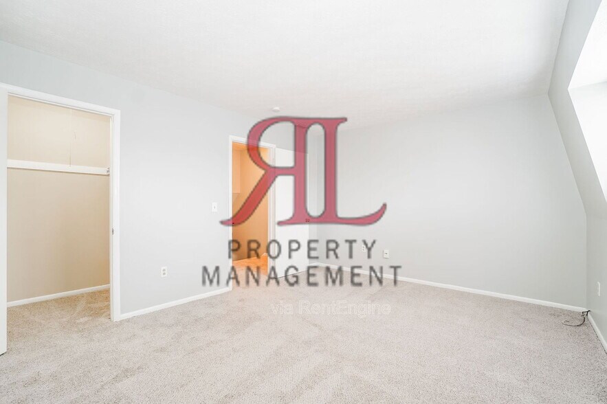 Building Photo - 6572 San Miguel Pl