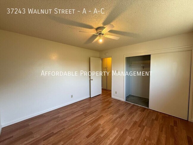 Building Photo - 37243 Walnut St