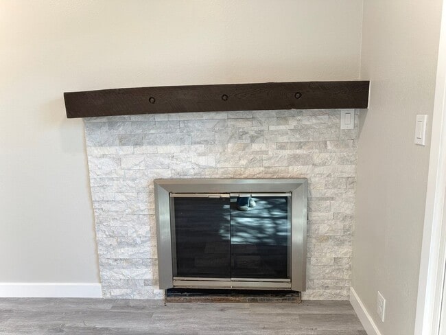 Building Photo - 2 bedroom 2 Bathroom Condo in Park City