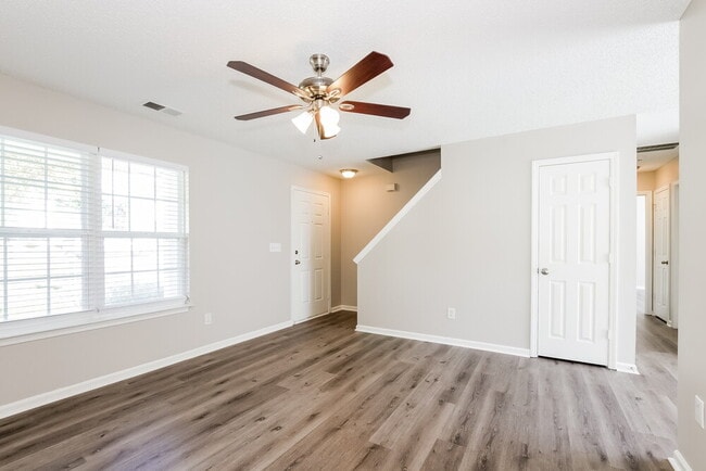 Building Photo - 2822 Brittni Dayle Dr