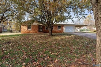 Building Photo - 1611 Clb Vw Dr NW