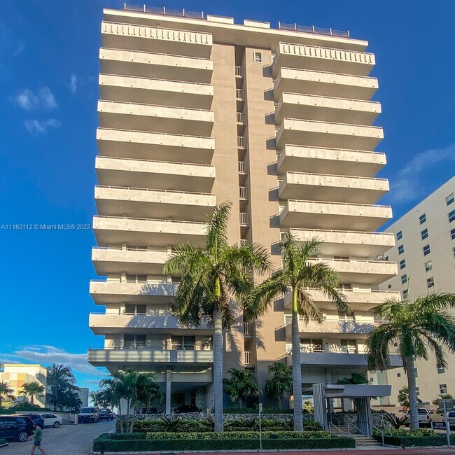 Building Photo - 9225 Collins Ave