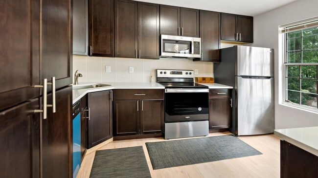 Building Photo - 2310 Colts Neck Rd