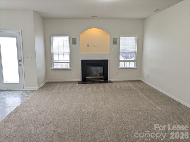 Building Photo - 11108 Aprilia Ln