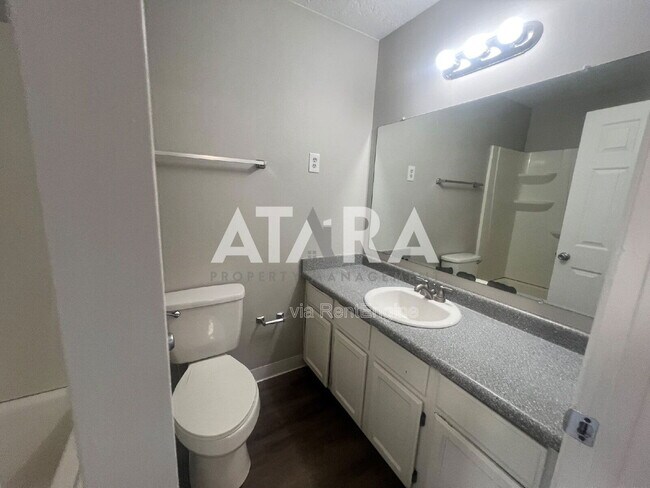 Building Photo - 4247 S Hwy 89