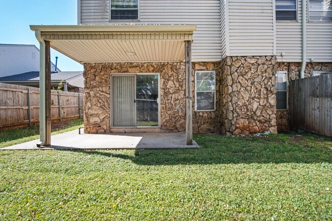 Building Photo - 3621 Wynn Cir