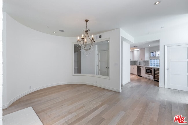 Building Photo - 3019 3rd St