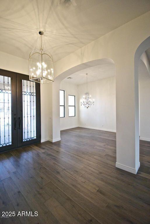 Building Photo - 2836 E Carob Dr