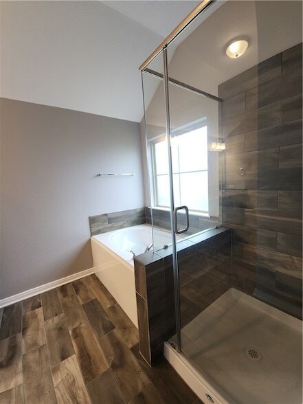 Building Photo - 4015 Dunlap Loop