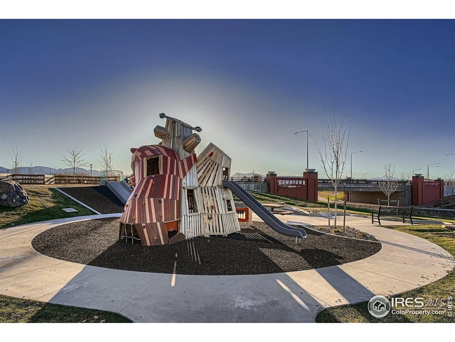 Building Photo - Modern Downtown Superior 2BR, 3BA Townhouse with Rooftop Deck & Mountain Views – 15 Mins to Boulder!