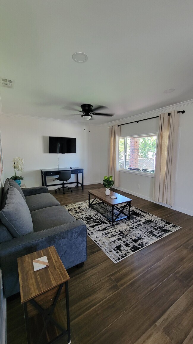 Building Photo - 3743 Pueblo Ave