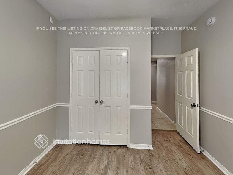 Building Photo - 18115 Water Mill Dr