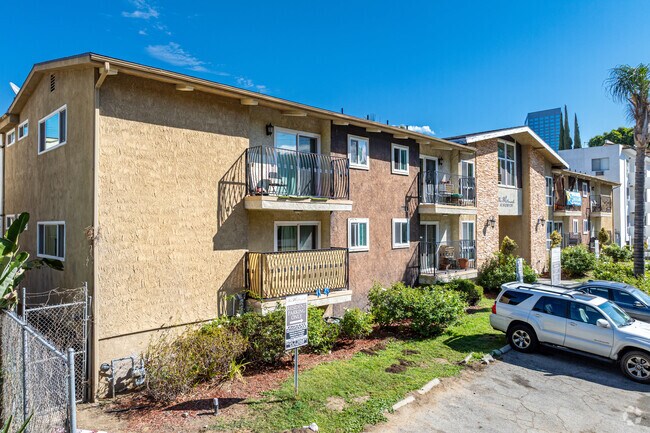 Alternate - Alhambra @ Studio City Apts.