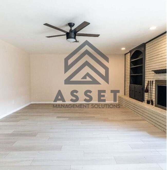 Building Photo - 801 Cogswell Cir