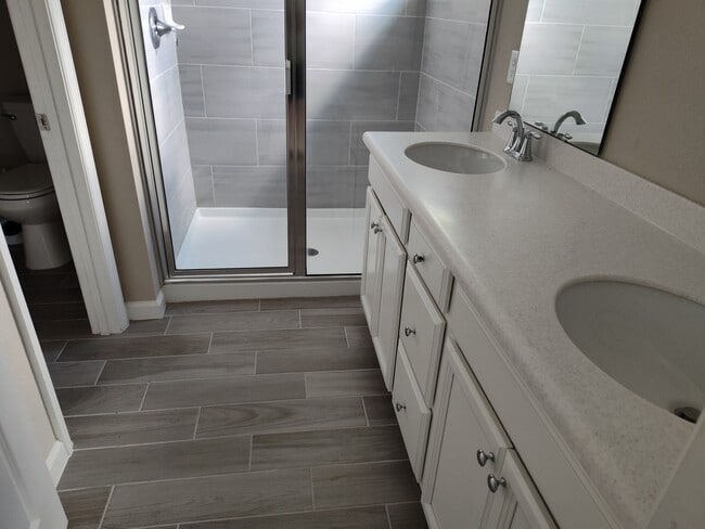 Building Photo - 38 Appleton Ct