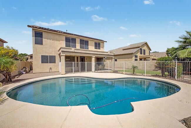 Building Photo - 6029 W Morrow Dr