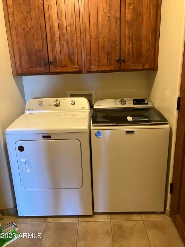 Building Photo - 36601 Mule Train Rd