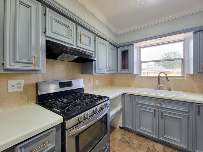 Building Photo - 12317 Palmfree St