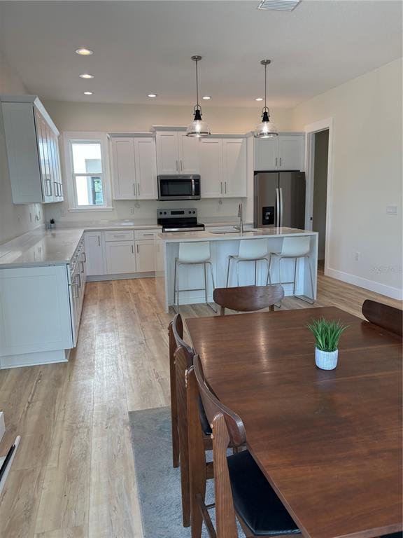 Building Photo - 14733 Sunset Dr