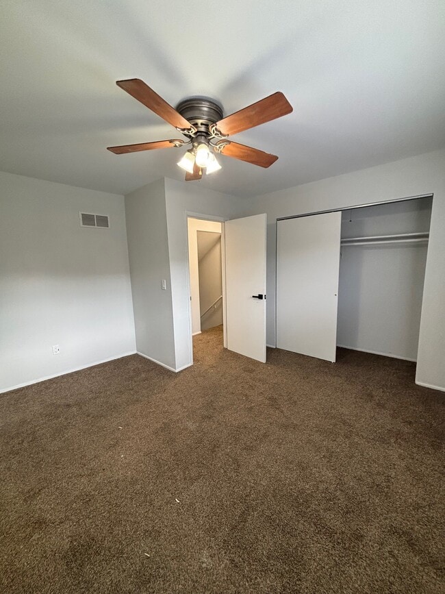 Building Photo - 2710 Center St