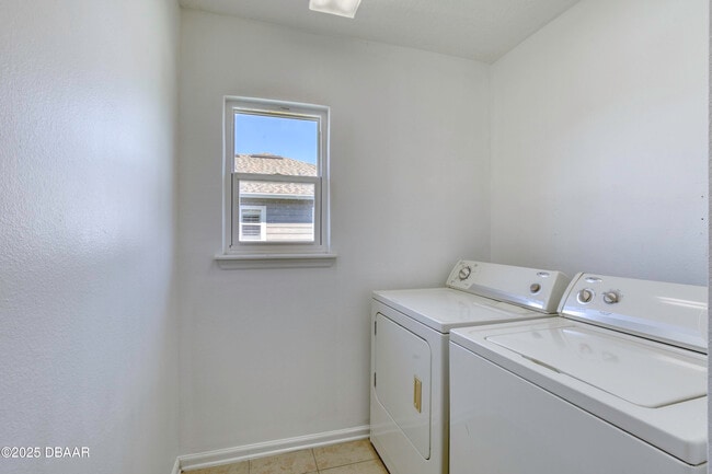 Building Photo - 637 Mount Olympus Blvd