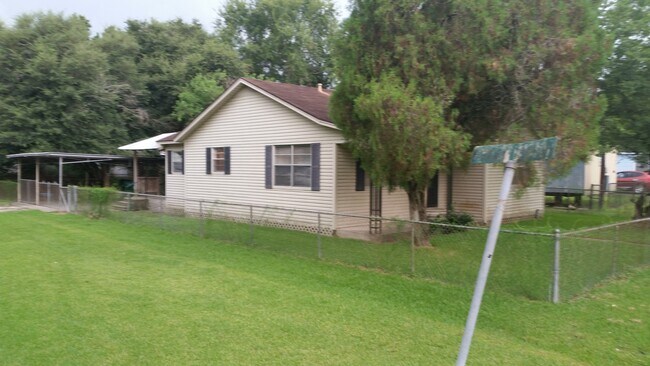 Primary Photo - 133 Washington E Ave