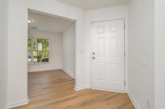 Building Photo - 3802 Brookchase Ln