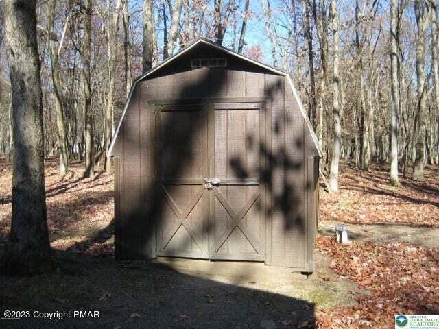 Building Photo - 85 Hunter Ln