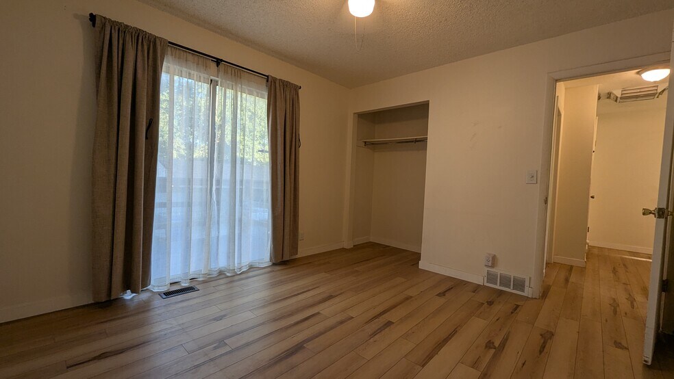 Building Photo - 4487 S 4000 W