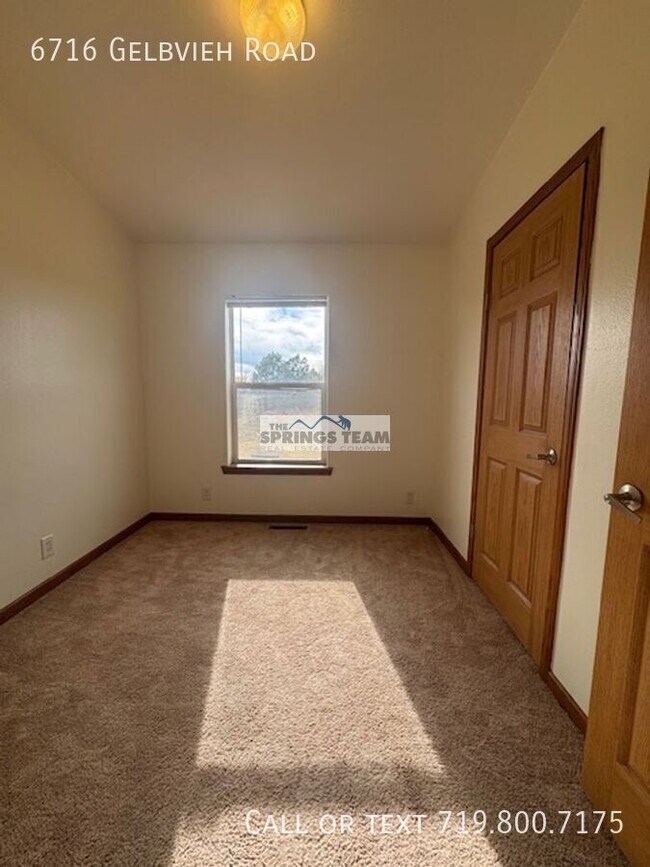 Building Photo - 6716 Gelbvieh Rd
