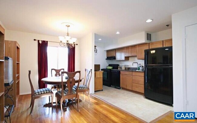 Building Photo - 163 Hessian Hills Way