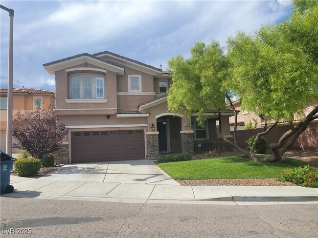 Building Photo - 11078 Village Crest Ln