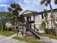 Building Photo - 3651 N Goldenrod Rd