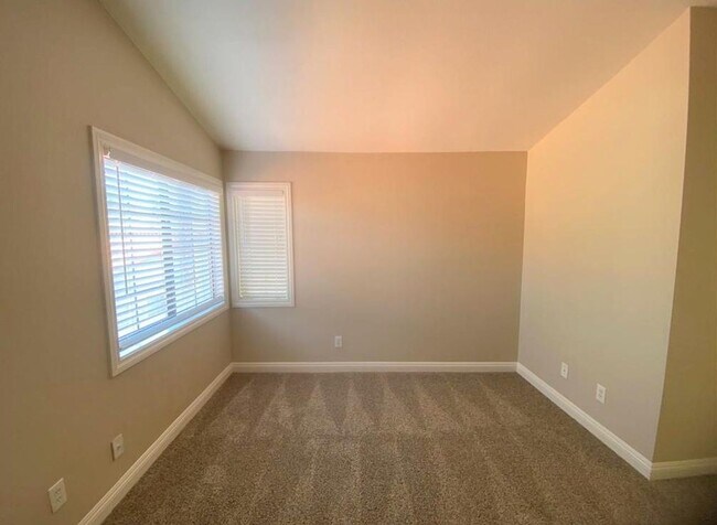 Building Photo - Wolf Valley Estates - Pool and Spa - Pets ...