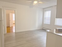 Building Photo - 206 St John St